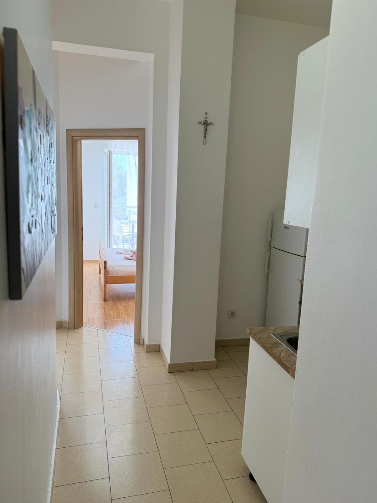Villa Domgjoni ツリクヴェニツァ 部屋 写真