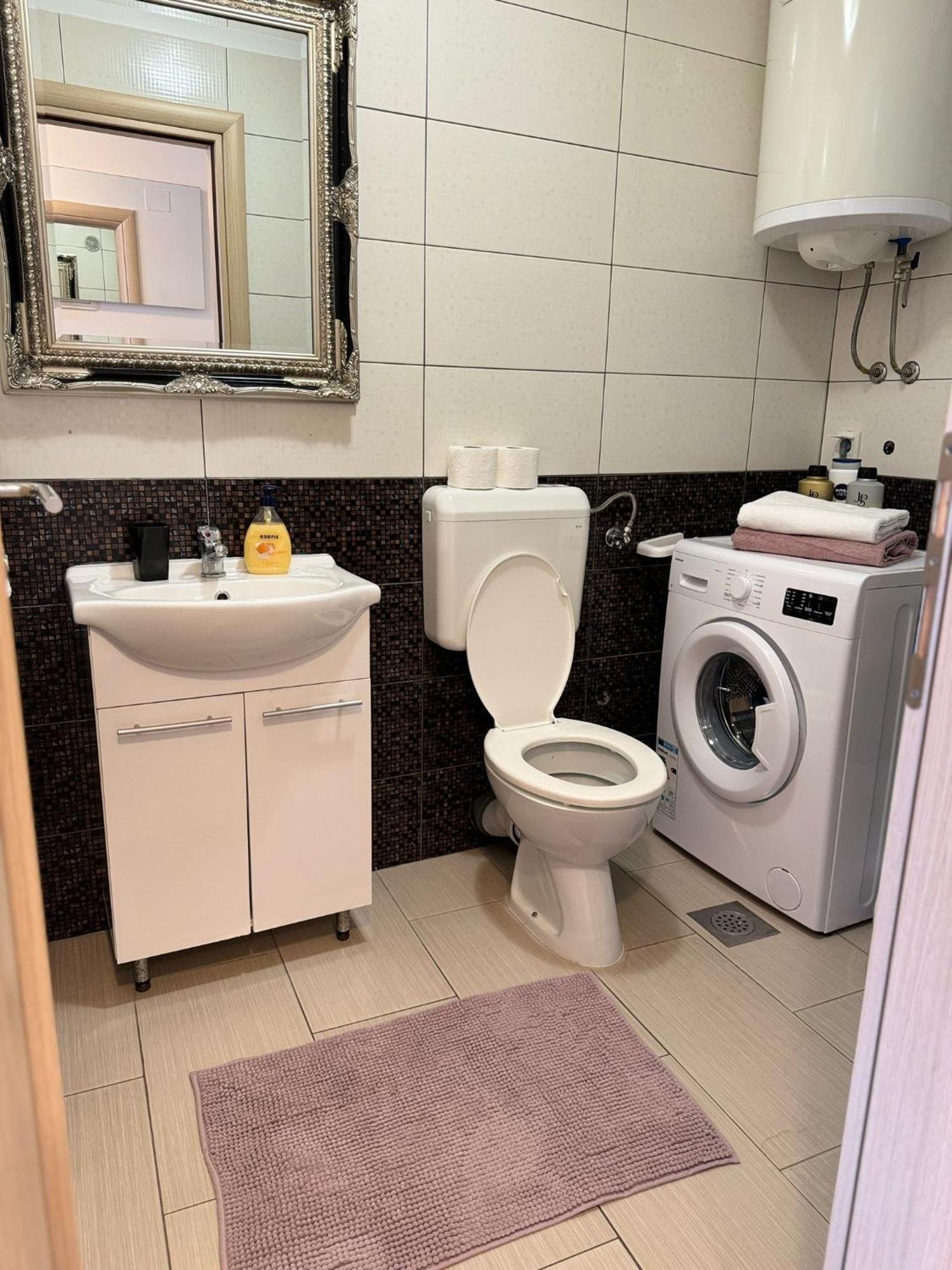 Villa Domgjoni ツリクヴェニツァ 部屋 写真